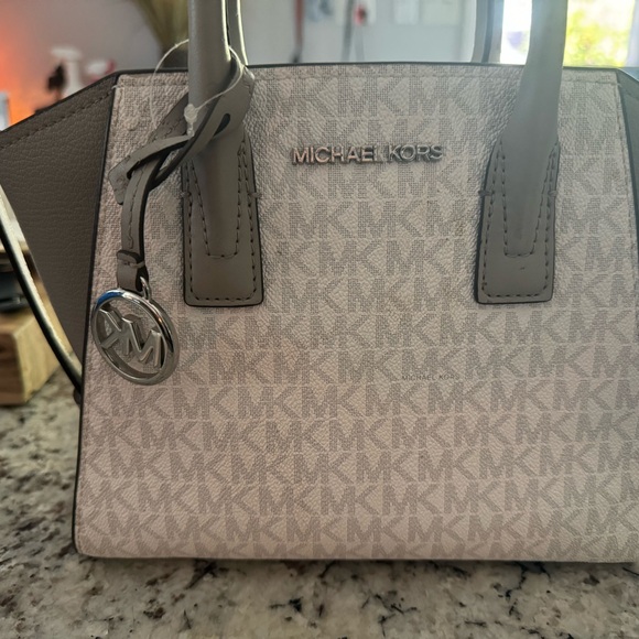 Used Michael Kors purse - Picture 1 of 5